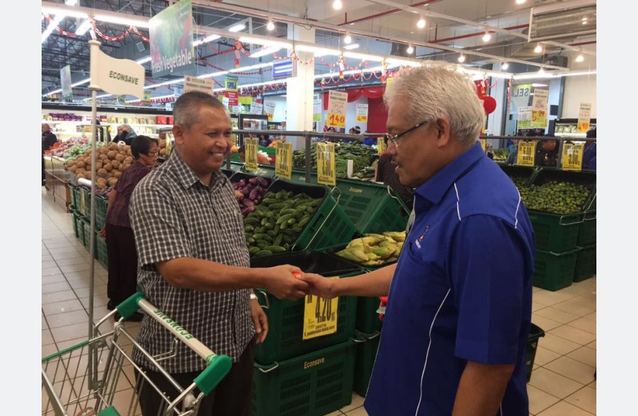 Program Lawatan Sempena Pelaksanaan Skim Kawalan Harga Musim Perayaan Tahun Baru Cina 2017 Malaysia Competition Commision Mycc
