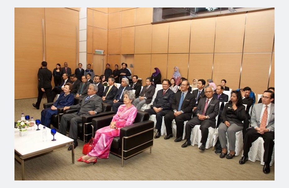 MOU Between Bank Negara and MyCC