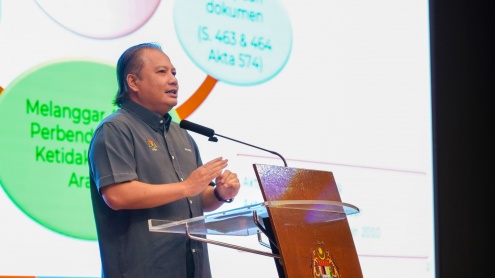 ISKANDAR ISMAIL
