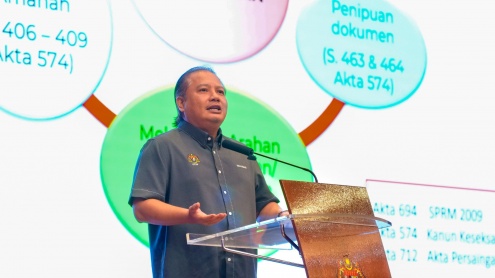 ISKANDAR ISMAIL