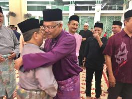 Forum Perdana Ehwal Islam Anjuran PNS dan MKM dengan kerjasama RTM Rezeki - "Antara Kekayaan dan Keberkatan"