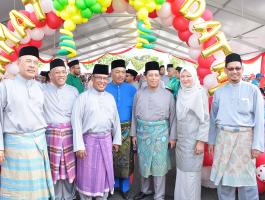 Sambutan AidilFitri Sempena Hari Kepenggunaan Parlimen Larut 2016