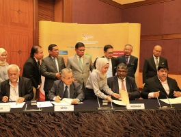 Majlis Menandatangani MoU MyCC bersama Monash University, BAC, dan MIER sempena Perhimpunan Bulanan KPDNHEP Disember 2019