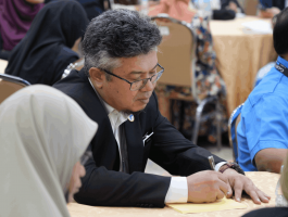 Sesi Meja Bulat Bersama Suruhanjaya Persaingan Malaysia - Fungsi Dan Tanggungjawab oleh KKR