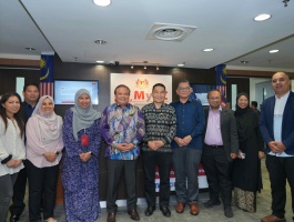 Talk to Hume Cement Sdn. Bhd.