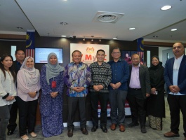 Talk to Hume Cement Sdn. Bhd.