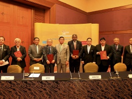 Majlis Menandatangani MoU MyCC bersama Monash University, BAC, dan MIER sempena Perhimpunan Bulanan KPDNHEP Disember 2019